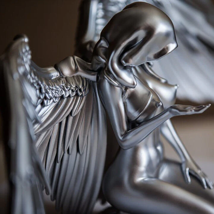 Art Angel Female Woman Wings Kneeling Cloak Hat - Image 3