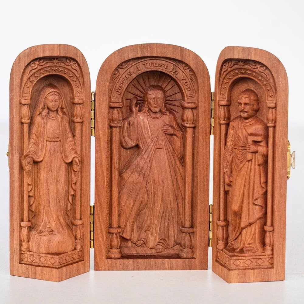 š„HOT SALEš„Hand-carved Portable Church - Mini Christian Altar - Image 4