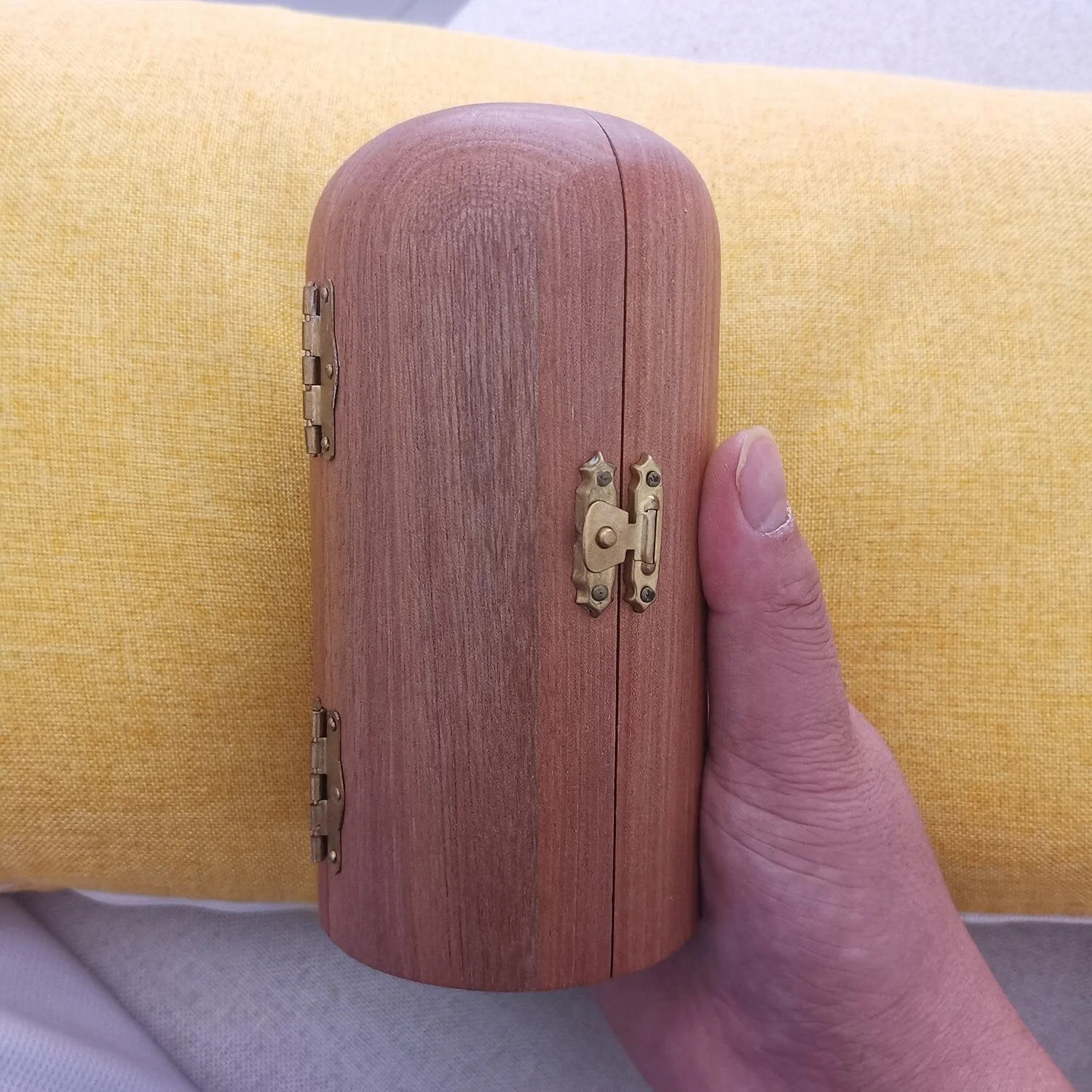 š„HOT SALEš„Hand-carved Portable Church - Mini Christian Altar - Image 6