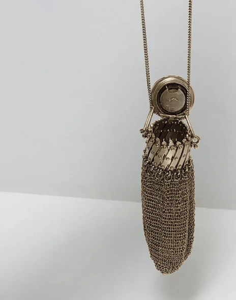 Handmade 1920's English Coin Purse - Image 3