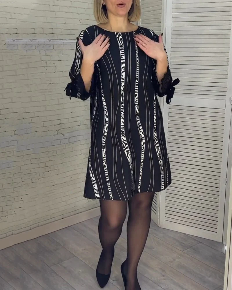 Knee-Length Striped Dress - Image 4