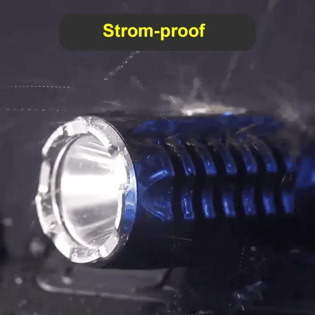 Multifunctional Rechargeable Flashlight - Image 4