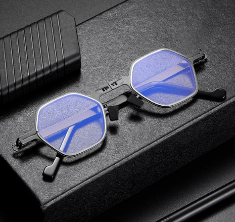 Ultra Light Titanium Material Screwless Foldable Reading Glasses - Image 4